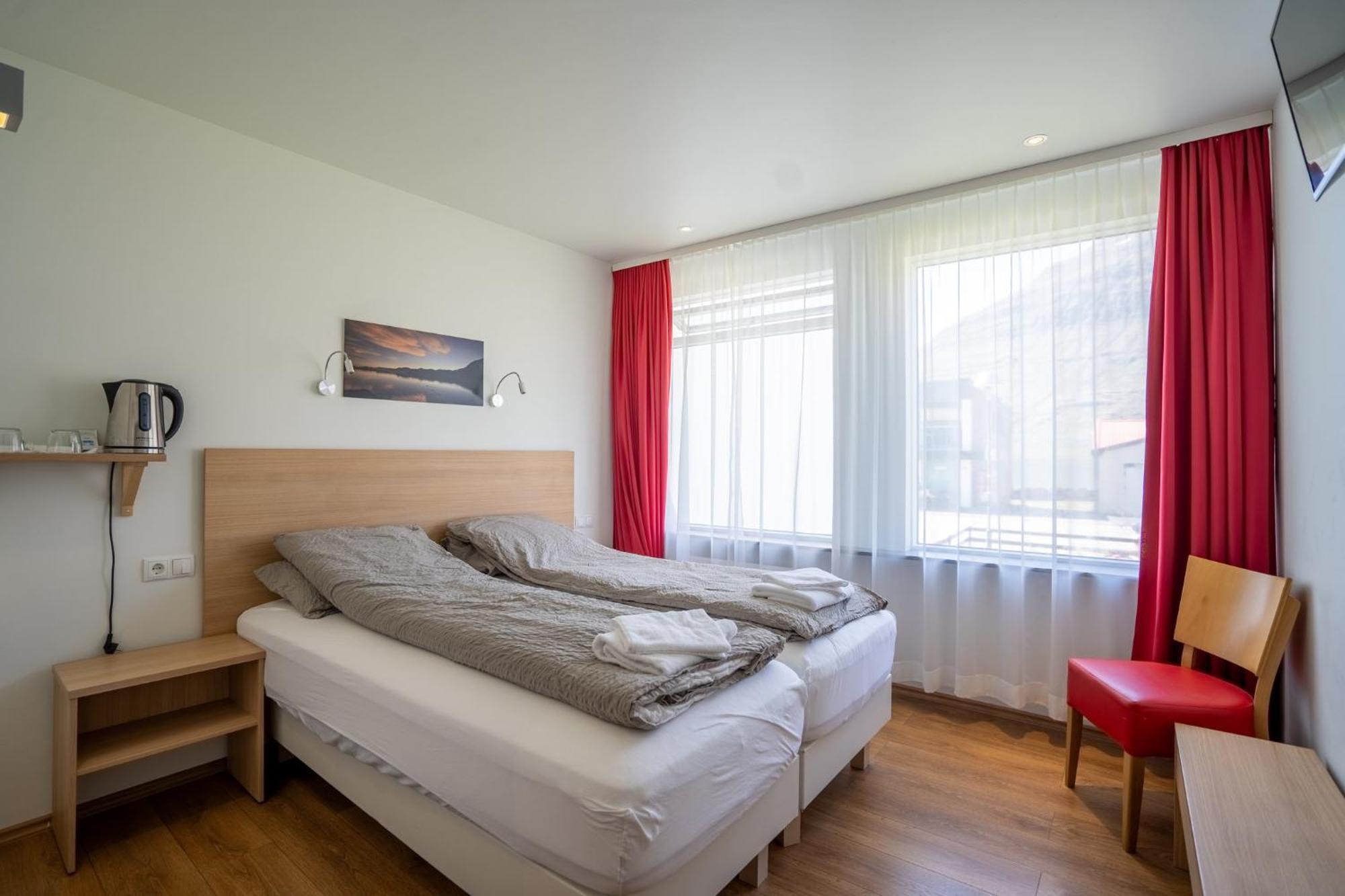 Hotel Eskifjoerthur ภายนอก รูปภาพ