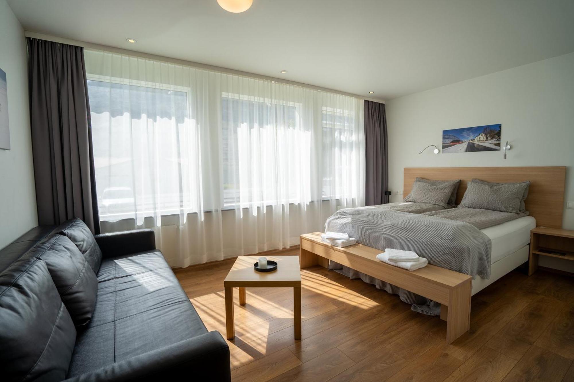 Hotel Eskifjoerthur ภายนอก รูปภาพ