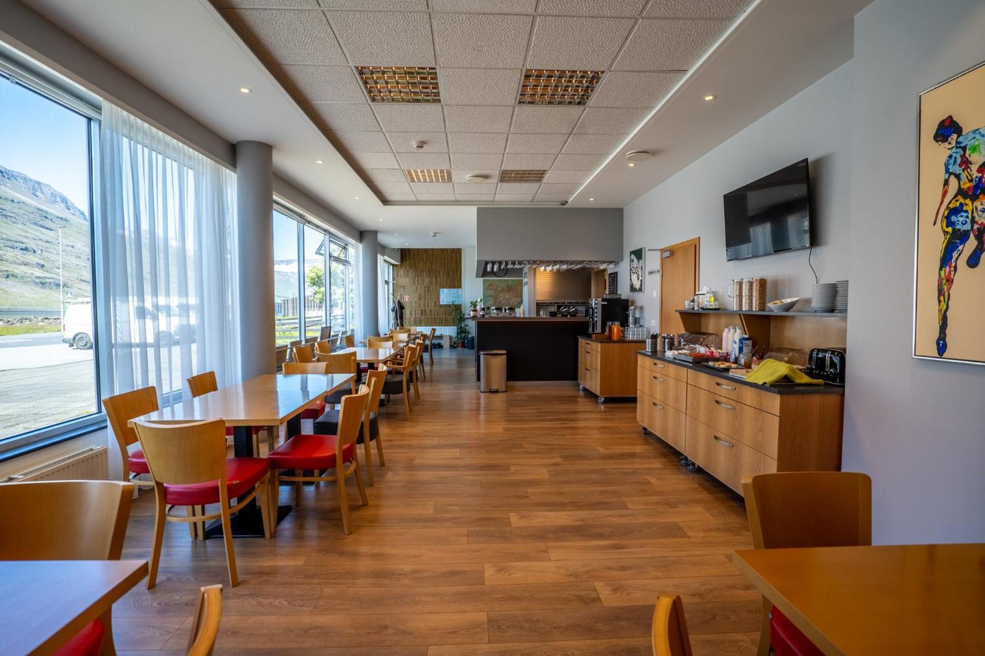 Hotel Eskifjoerthur ภายนอก รูปภาพ