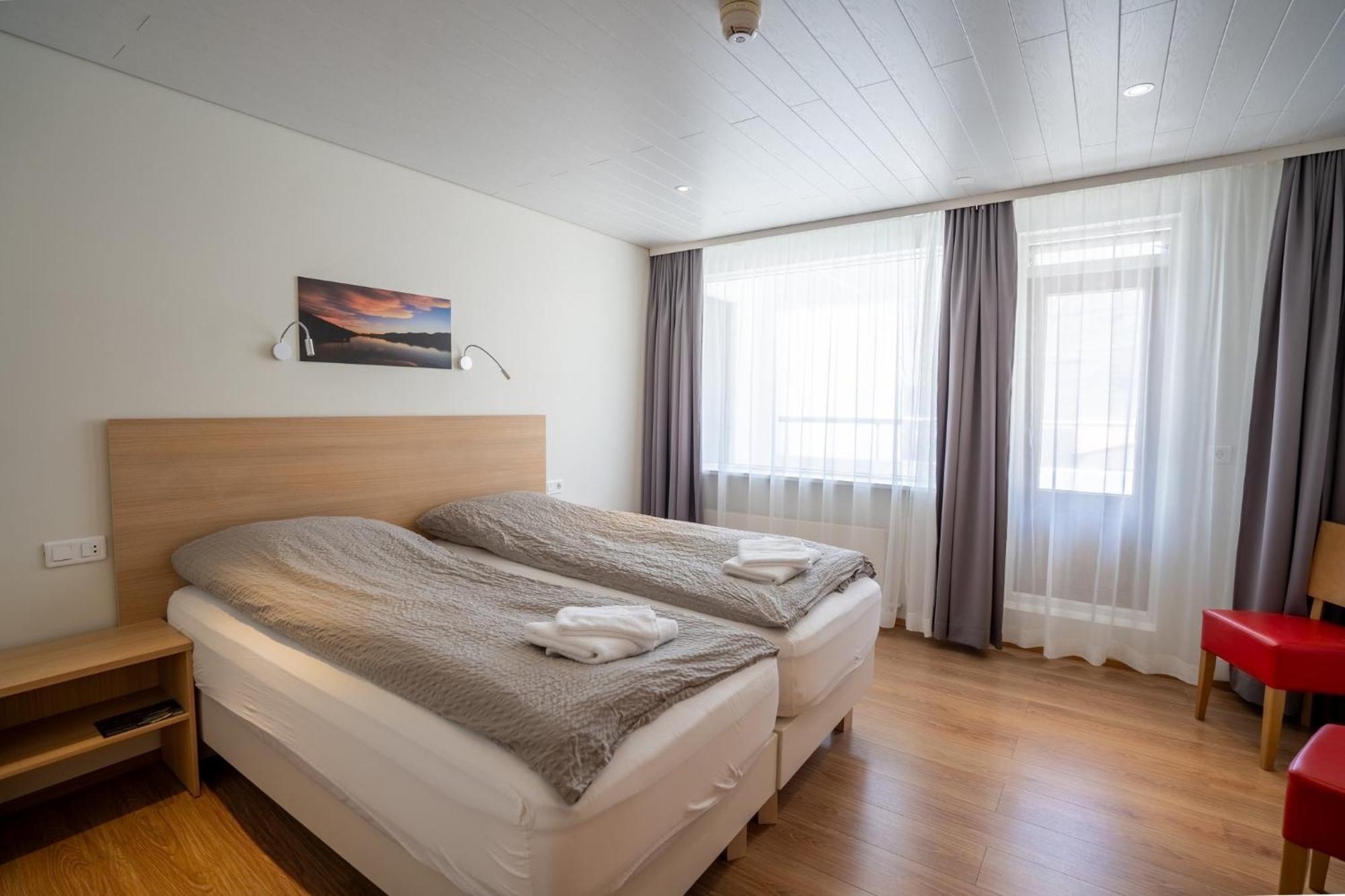 Hotel Eskifjoerthur ภายนอก รูปภาพ