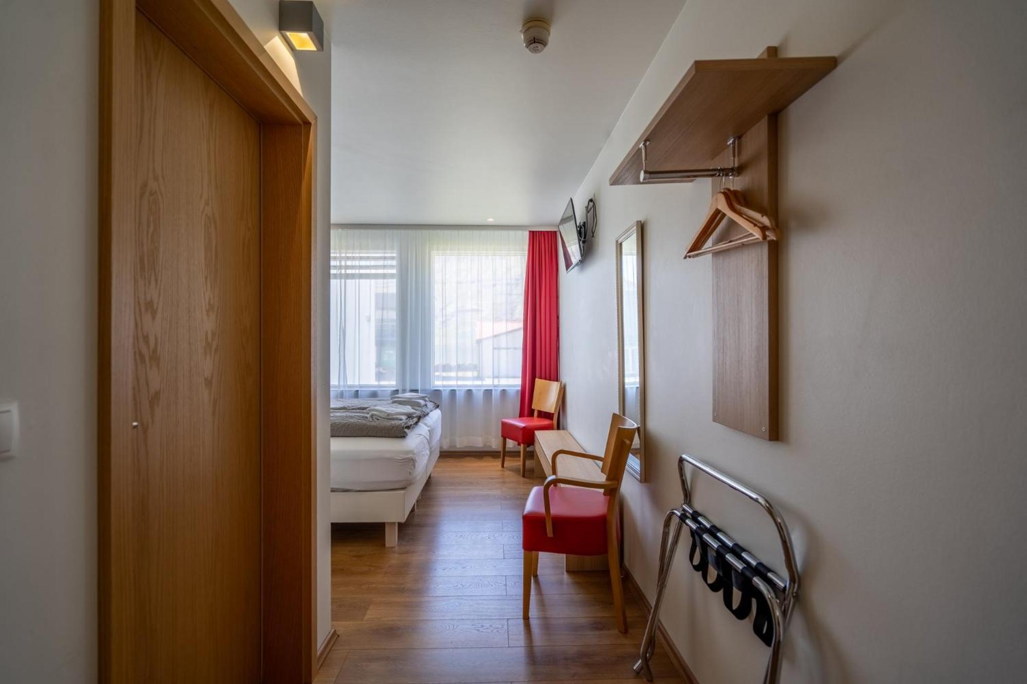 Hotel Eskifjoerthur ภายนอก รูปภาพ