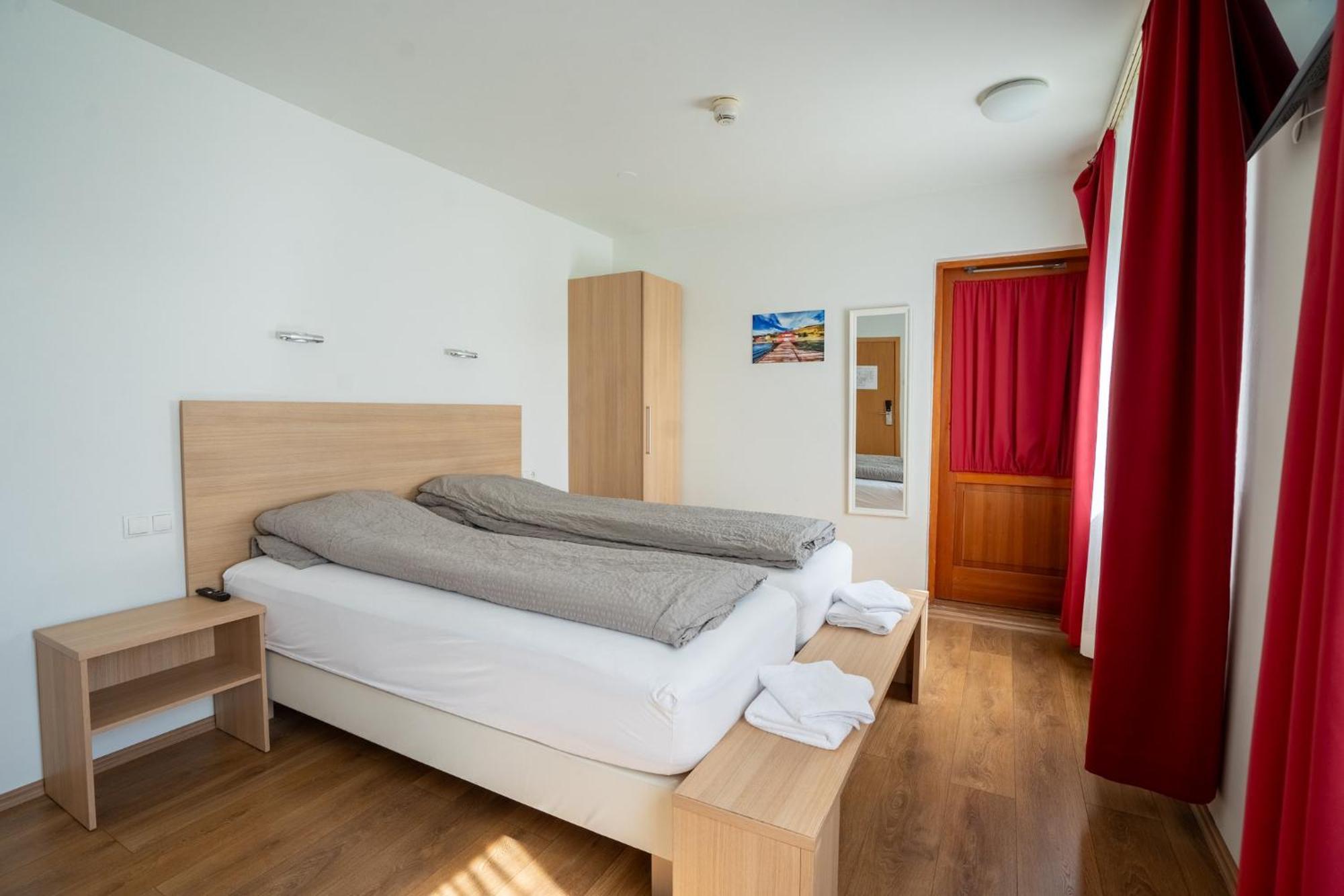 Hotel Eskifjoerthur ภายนอก รูปภาพ